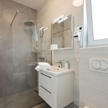 Holiday home Lavish In With Bubble Bath