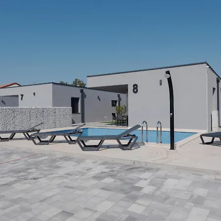 Holiday home Lavish In With Bubble Bath *